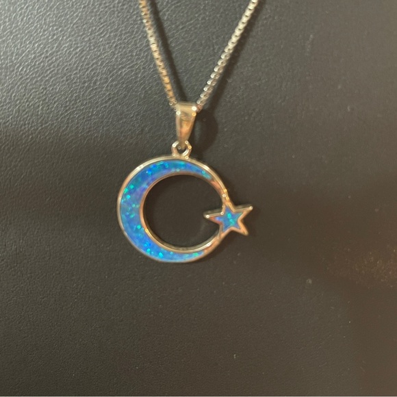 🌔Lovely Crescent Blue Fire Opal Moon and Star Sterling Silver Necklace! - Picture 2 of 11